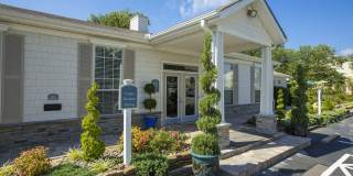 The Lexington Gallery 11