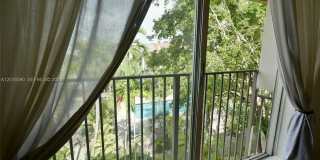 6884 N Kendall Dr Gallery 36