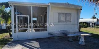 4222 Hibiscus Cir Gallery 1