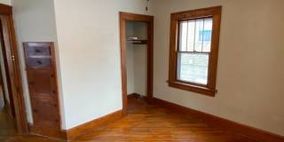 3 Bedroom House Near UIHC Gallery 21