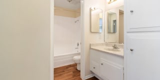 Rosebeach Gallery 21