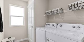 Modern 5 Bed Home Gallery 16