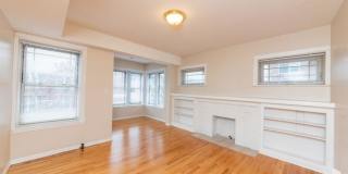 7505 N Greenview Avenue 7505 N Greenview Avenue Gallery 1