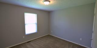 4 Bedroom home with fenced backyard Gallery 15