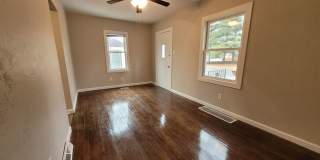 3 bedroom, 1 bathroom home with garage! Gallery 1