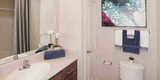 Overlook Exchange Gallery 8