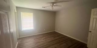 Nice 3 Br. 2 Bath home in Ward Gallery 13