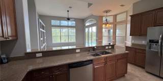 142 HARRINGTON COURT Gallery 16
