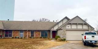 3 bed two bath in Woodcrest Estates Gallery 1