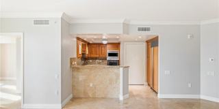 2777 Paradise Road Gallery 16