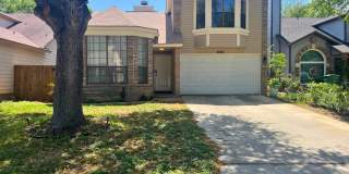 Remodeled 4 Bedroom Home with 2 Car Garage in Northwest San Antonio Gallery 1