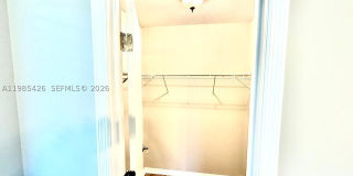 210 SW Voltair Ter Gallery 6