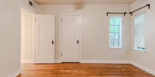Beautiful Historic Duplex in OKC: 1824 Carey Place - 1 Gallery 31