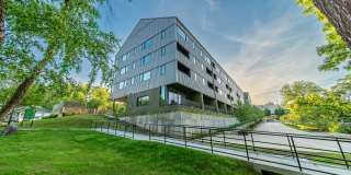 The Howard Gallery 34