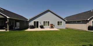 Gated Community in Soleil Parc/CDA Place Gallery 26
