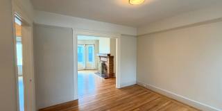 UPDATED LARGE BRIGHT 1250sf 2BR/1BA/1GR Crocker Home  AVAILABLE NOW Gallery 13