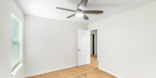 5911 Eckhert Gallery 13