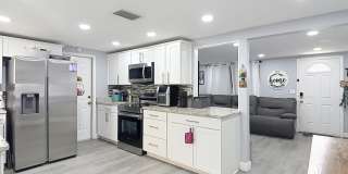 5913 Appletree Road Gallery 21
