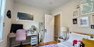 AWESOME MISSION HILL 3 BED!!! Gallery 17