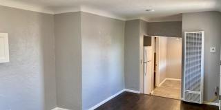 304 Jefferson St NEUnit #2 304 Jefferson St NEUnit #2 Gallery 1