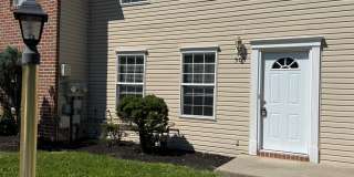 503 Fairfield Street Gallery 1