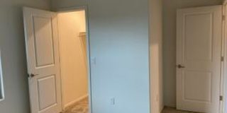 Beautiful 4Bdm 2.5Ba Home, Centrally located! Gallery 39