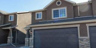 LUXURY TOWNHOME IN NE CO SPGS, AVAILABLE  JUNE 15, SHOWINGS START JUNE 10TH Gallery 1