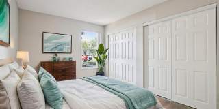 Lakeside Glen Gallery 15