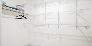 Fully Furnished - Turn Key - Short Term 31days+ - Sleeps up to 7 Gallery 36