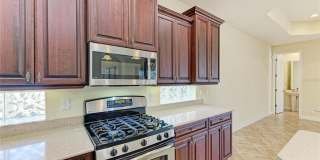 650 CRANE PRAIRIE Way Gallery 16
