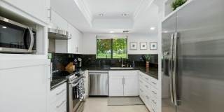 38 Mission Court Gallery 36