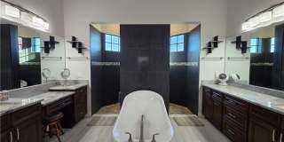 1255 NW 38th Avenue Gallery 31