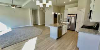 Four-Bedroom Home Near Shooting Star Park in Washington Fields Gallery 19