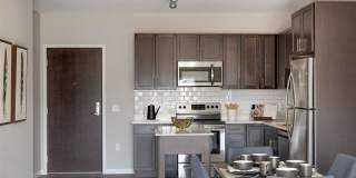 The Sixton Apartments Gallery 13