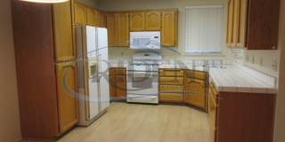 3 bedroom, 2 bath house Gallery 13