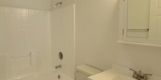 2-bed, 2-bath Condo in San Diego's Linda Vista/Fashion Valley Area. Gallery 17