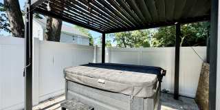 Ready NOW! A Custom Townhouse-Style Duplex Blocks to the Beaches! Fenced Yard - Hot Tub - Pet Friendly - All Appliances! Gallery 4
