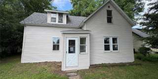 1809 6th Street E Gallery 1