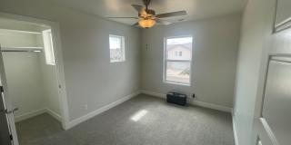 Mustang Valley Townhome! Gallery 16