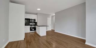 2456 North Hamlin Avenue Gallery 7