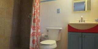 Charming Bungalow Guest House with utilities in Central Tucson Gallery 21