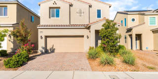 Gorgeous 2-story home featuring 3 spacious bed, 2.5 bath & a 2-car garage Gallery 1
