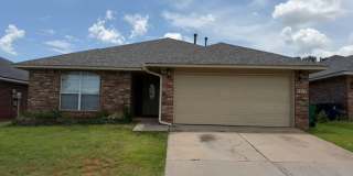 Charming 3 Bed 2 Bath Home in Del City Charming 3 Bed 2 Bath Home in Del City Gallery 1