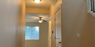 Charming 3-BR Felida Rental with Fenced Yard & Private Patio Charming 3-BR Felida Rental with Fenced Yard & Private Patio Gallery 4