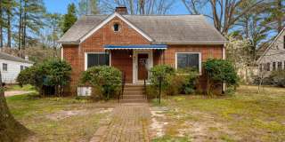 Spacious 4 bedroom home located in North Durham! Available: Now! Spacious 4 bedroom home located in North Durham! Available: Now! Gallery 1