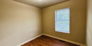 4 Bedroom 2.5 Bath Townhouse Gallery 18