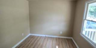 NEWLY REMODELED 3 bedroom house in Colonial Heights Gallery 24