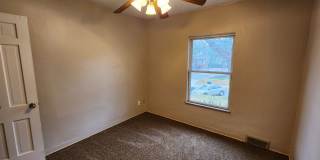 Beaverdale! 2 Bedroom, 1 Bathroom home with detached garage Beaverdale! 2 Bedroom, 1 Bathroom home with detached garage Gallery 12
