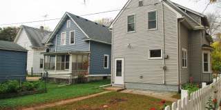 Beautiful, Clean 4 bedroom West 7th Gem!! Gallery 15