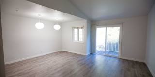 Sun-Filled Top-Floor Gem Near San Bruno Mountain State Park Gallery 4